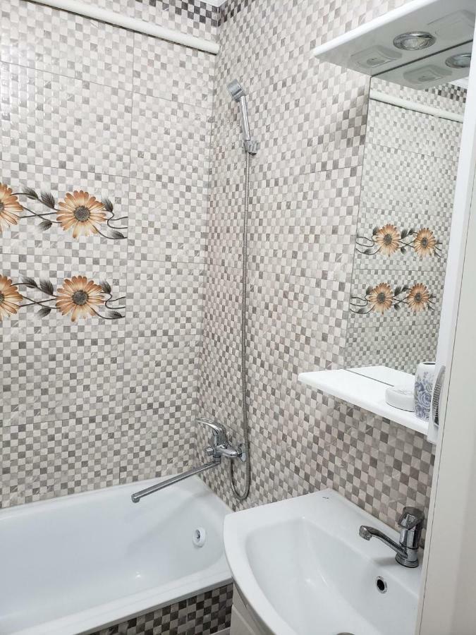 Apartament Chisinau Str.Cuza Voda Екстер'єр фото